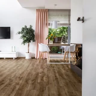 B&M Hatfield Oak Effect Laminate Flooring 2.22m² 4 B&M Hatfield Oak Effect Laminate Flooring 2.22m² - Image 2